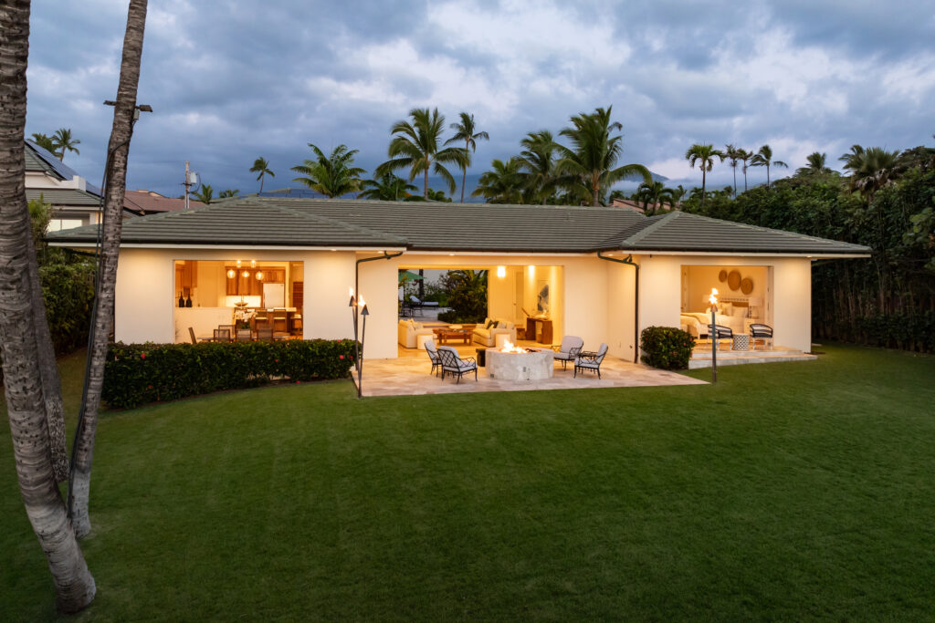 Home of the Week: Modern Oceanfront Estate on Maui’s Keawakapu Beach