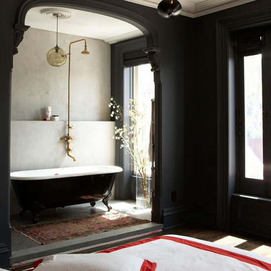 Luxury Bath Tub - Bath in Bedroom