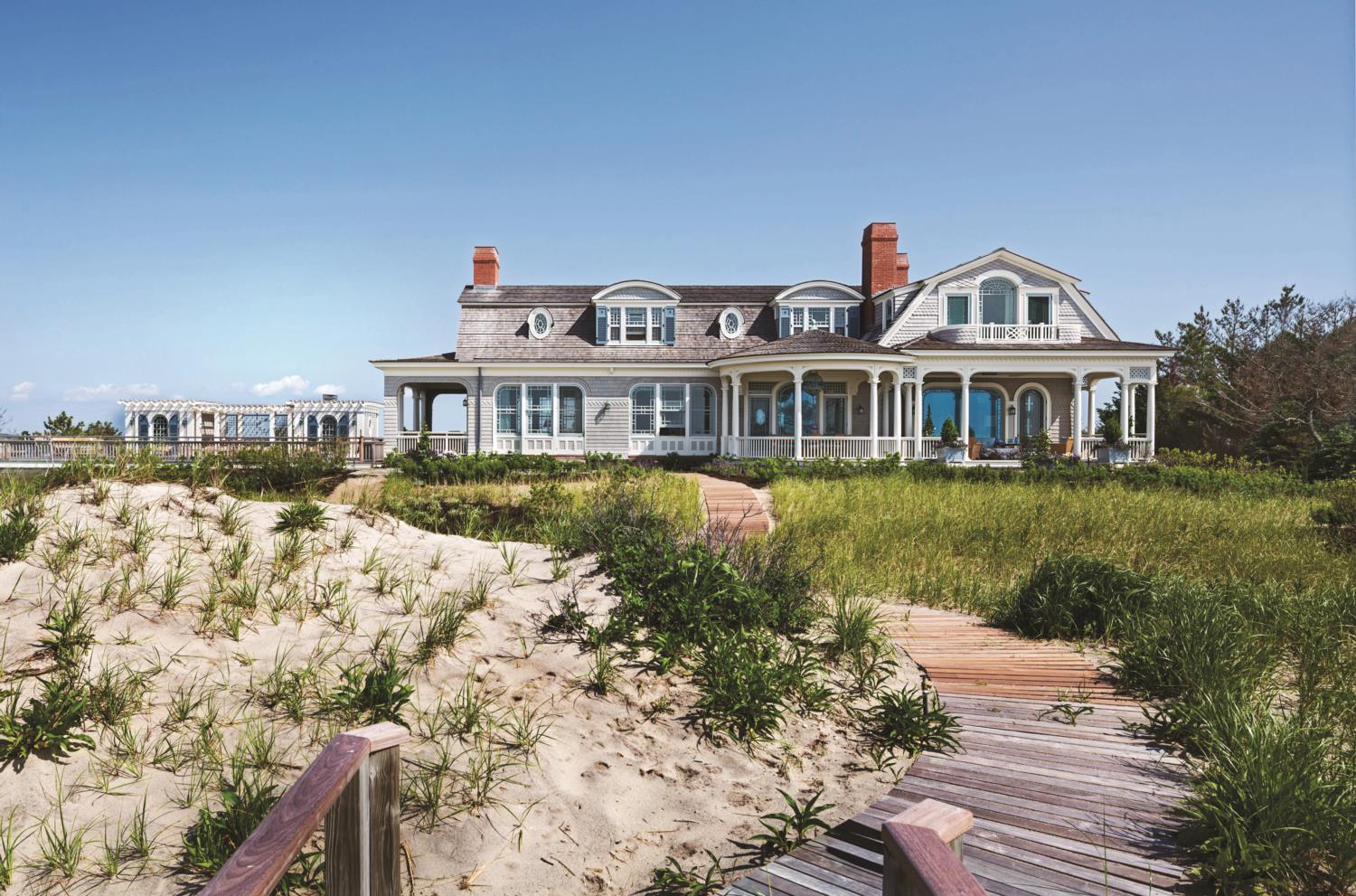 signature-style-from-robert-a-m-stern-architects-ocean-home-magazine