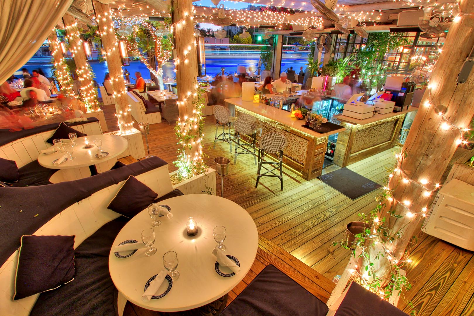 Best Waterfront Restaurants in Miami - Ocean Home