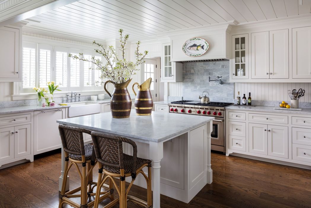 Interior Designer Gil Walsh Transforms Her Martha's Vineyard Retreat ...