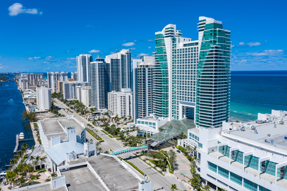 diplomat-beach-resort-in-florida-sells-for-835-million-ocean-home