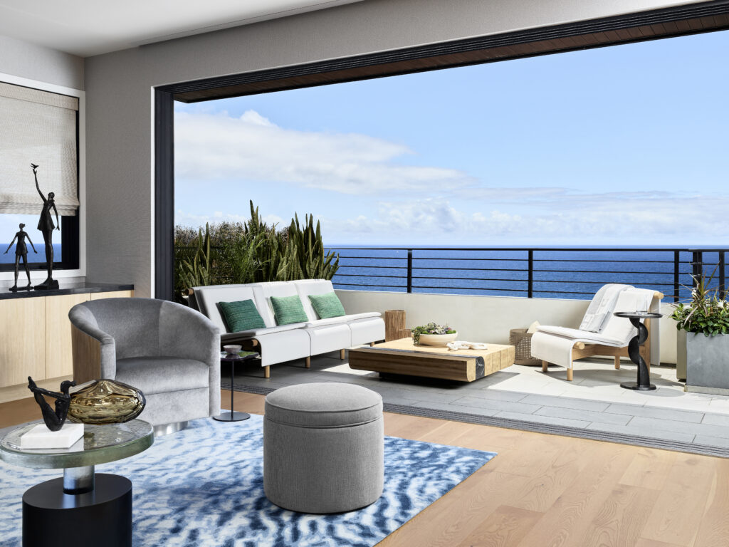 A Refined Coastal Retreat in Manhattan Beach, California