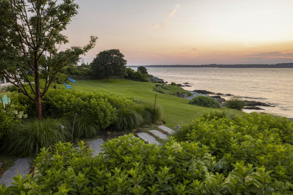How Hoerr Schaudt Created the Ultimate Newport Waterfront Landscape—A 2026 Ocean Home Award Winner