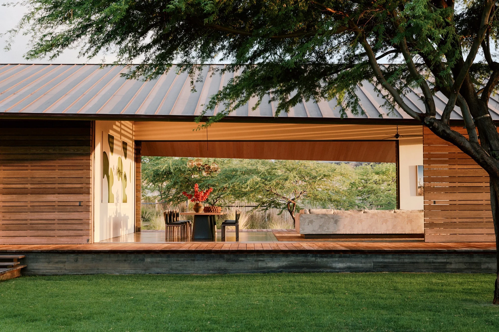 Hale Mauʻu residence by Walker Warner